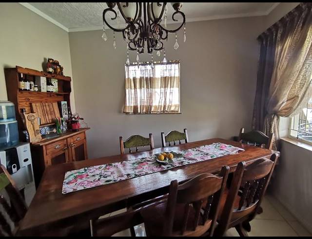 3 BEDROOM HOUSE FOR SALE IN VANDERBIJLPARK SW 1